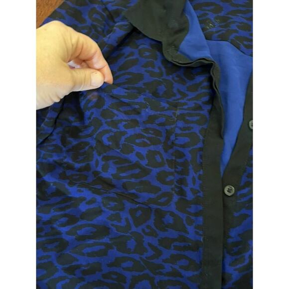EUC Armani Exchange Semi-Sheer BlueButton up Long sleev Leopard print Top size M - Picture 7 of 12